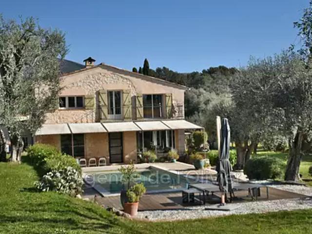 Le Rouret 06650 Achat / Vente maison 6 pièces t6 piscine parking