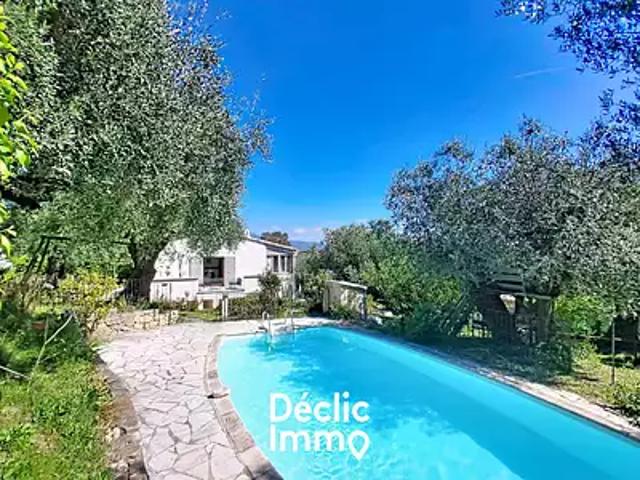 Le Rouret 06650 Achat / Vente maison 7 pièces t7 piscine terrasse
