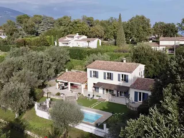 Le Rouret 06650 Location maison 5 pièces t5 piscine