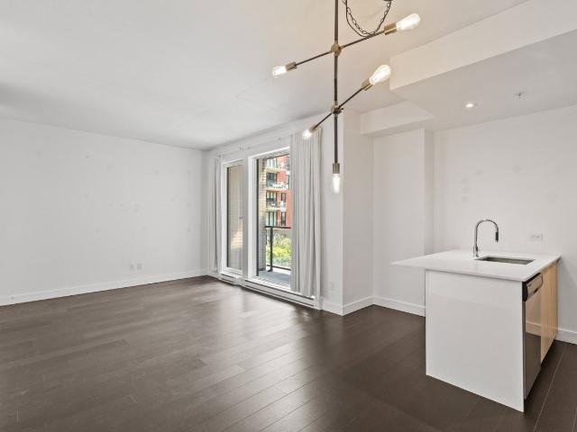 Le Se7t Apartments 1 Bedroom Apartment for Rent at 400 Rue Richmond, Montréal, QC H3J 0B9 Le Sud Ouest