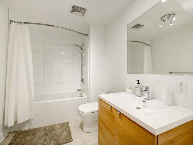 Le Shaughn 1 Bedroom Apartment for Rent at 1770 Rue Joseph Manseau, Montréal, QC H3H 0A8