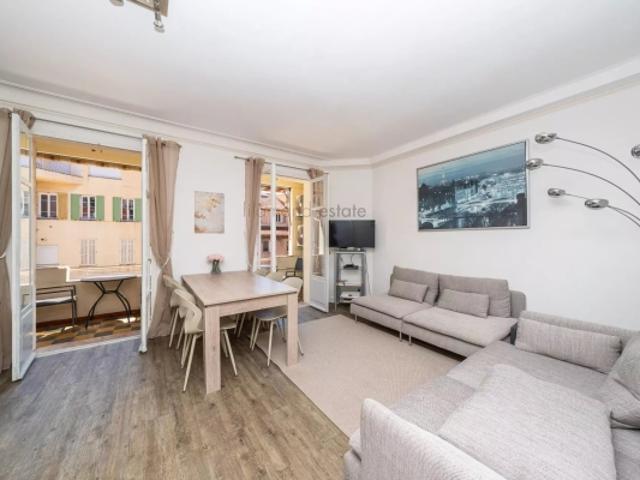 LE SUQUET APPARTEMENT 4 PIECES BALCON