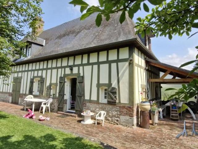 Maison à vendre Aux portes d'Yvetot 150 m² 3 chambres Double garage Terrain de plus de 2 000 m²