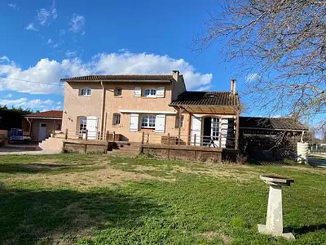 Lempaut 81700 Achat / Vente maison 9 pièces t9 piscine jardin