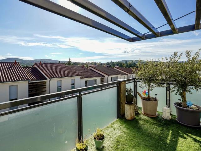 Lentilly, Superbe T4 85m2 avec terrasse de 11 m2