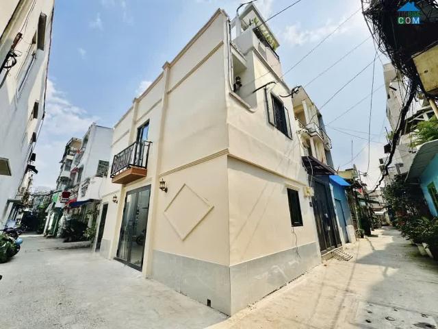 Lên Sàn Căn Nhà 2MT 417 Quang Trung, Ngay Trung Tâm Ủy Ban Quận Gv, Lh: 0901754