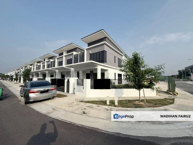 Lena Residence