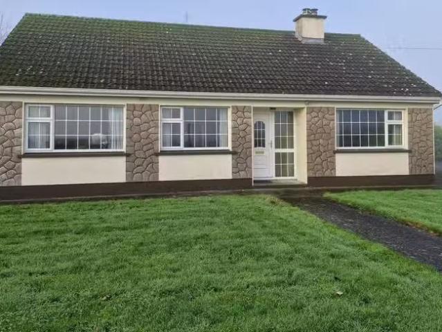 Lenafin, Ahascragh, Ballinasloe, Kilconnel, Co. Galway, H53PN1.
