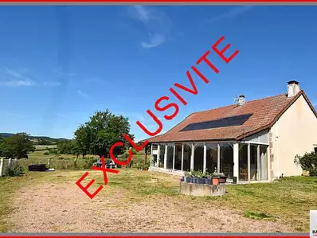 Lenax 03130 Achat / Vente maison 6 pièces t6 au dernier étage cave