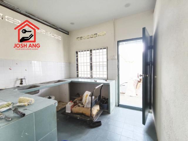 Lengkok Sungai Gelugor 2Bungalow Renovated Basic New Painting Unit