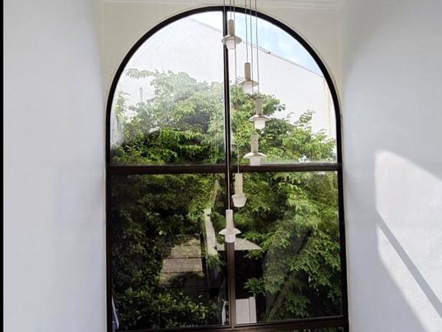 Lengkong Dua D14, Semi