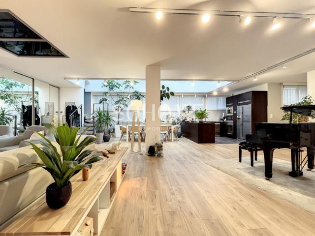 L'ENIGMATIQUE Hyper centre de Reims Loft avec garage