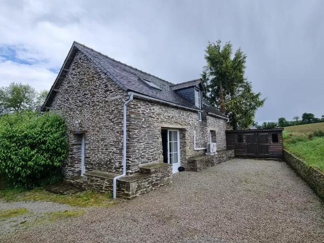 LENNON en campagne jolie maison en pierre