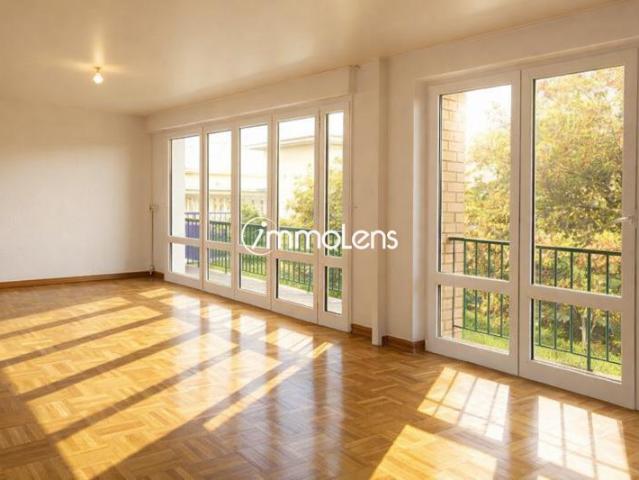 LENS CENTRE APPARTEMENT T3 4 PIECES 89,54 m2 DPE C GARAGE 19