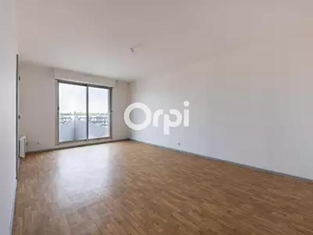 Lens 62300 Achat / Vente appartement 2 pièces t2 au dernier étage cave