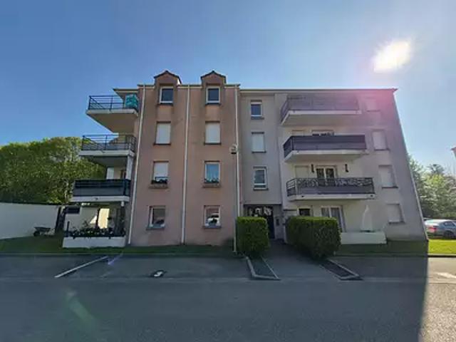 Lens 62300 Achat / Vente appartement 3 pièces t3 au dernier étage parking