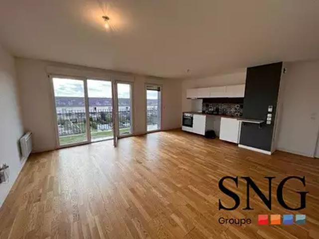 Lens 62300 Location appartement 3 pièces t3 terrasse parking