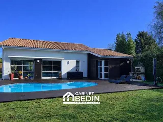 Léognan 33850 Achat / Vente maison 6 pièces t6 au dernier étage piscine