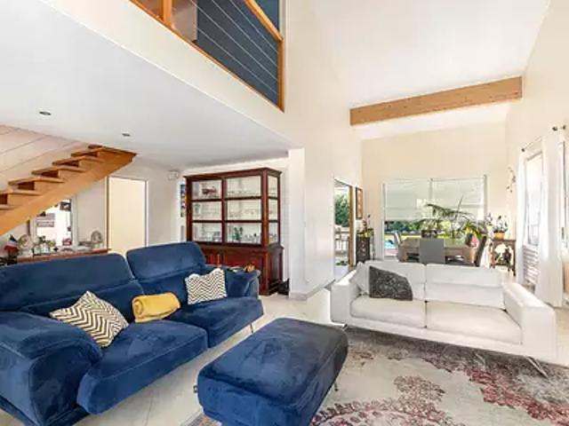 Léognan 33850 Achat / Vente maison 6 pièces t6 piscine parking