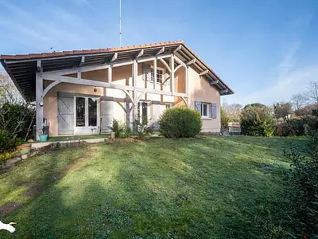 Léon 40550 Achat / Vente maison 7 pièces t7 au dernier étage parking