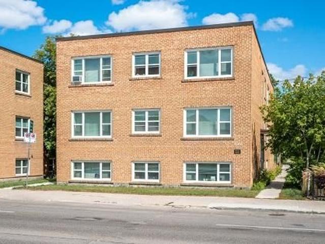 Leonard Apartments