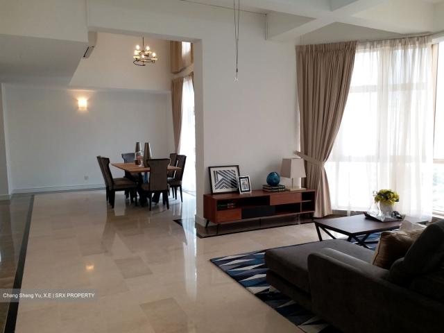 Leonie Condotel D9, Condominium