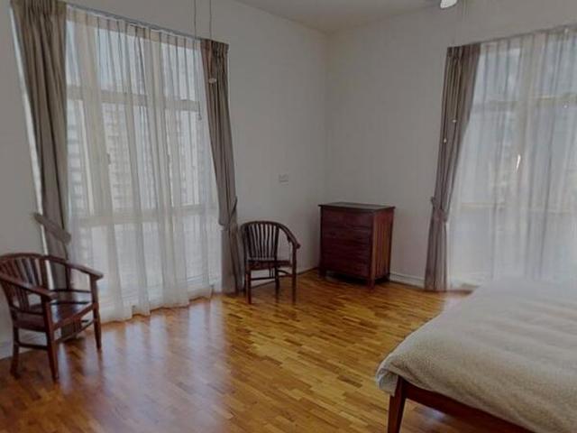 Leonie Condotel D9, Condominium