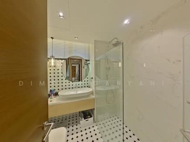 Leonie Gardens Condominium For Sale, $4,500,000, 4 Bed 4 Bath 2,540 sqft $1,772.00 psf