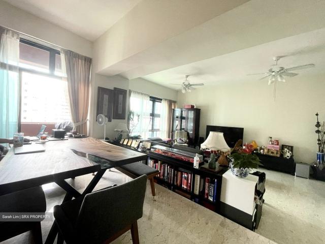 Leonie Gardens D9, Condominium