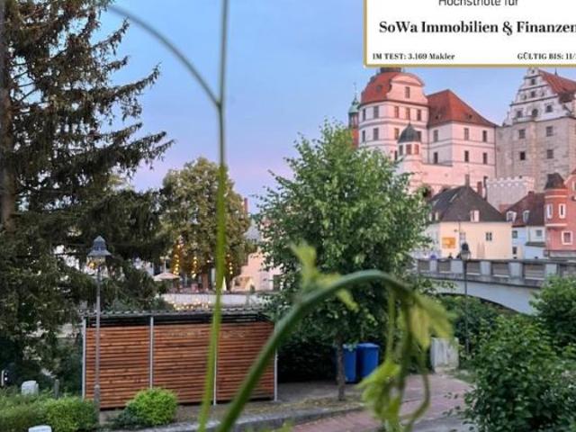 Leopoldineninse! Schöne bezugsfreie 2 Zimmer Wohnung mit Balkon mit Blick auf das Schloss in einer beliebten Lage in der Stadtmitte in Neuburg Ein Objekt von Ihrem Immobilienpartner SOWA Immobilien und Finanzen