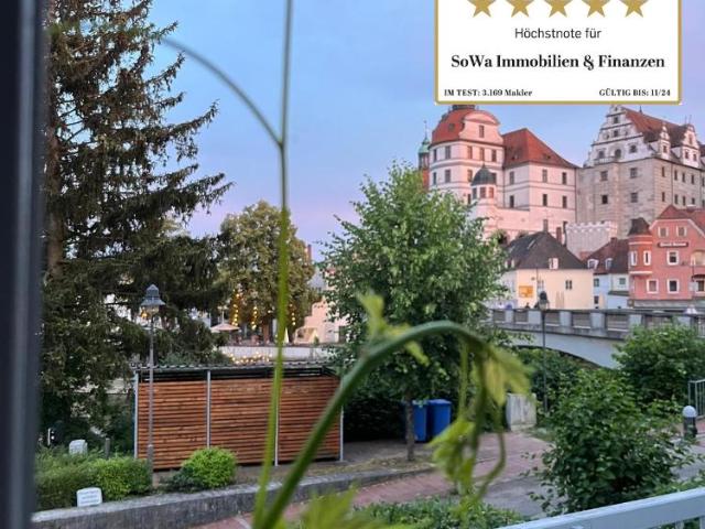 Leopoldineninse! Schöne bezugsfreie 2 Zimmer Wohnung mit Balkon mit Blick auf das Schloss in einer beliebten Lage in der Stadtmitte in Neuburg Ein Objekt von Ihrem Immobilienpartner SOWA Immobilien