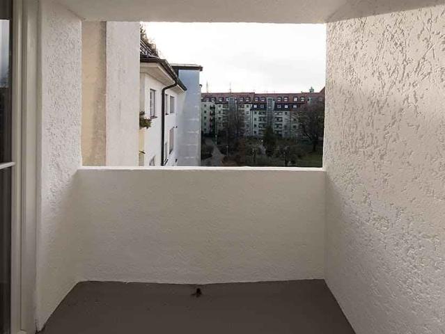 Leopoldstraße 105, Munich