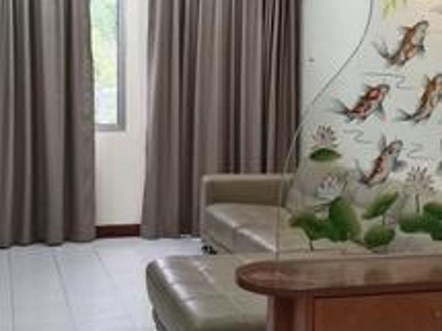 Leader Garden 3Bedrooms 1050sf Renovated Fully Furnished 1Carpark
