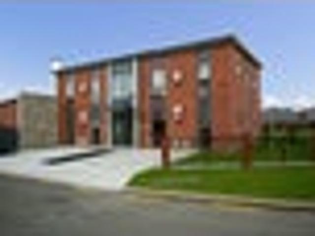 Leamington, 2 bedrooms, $580 pw
