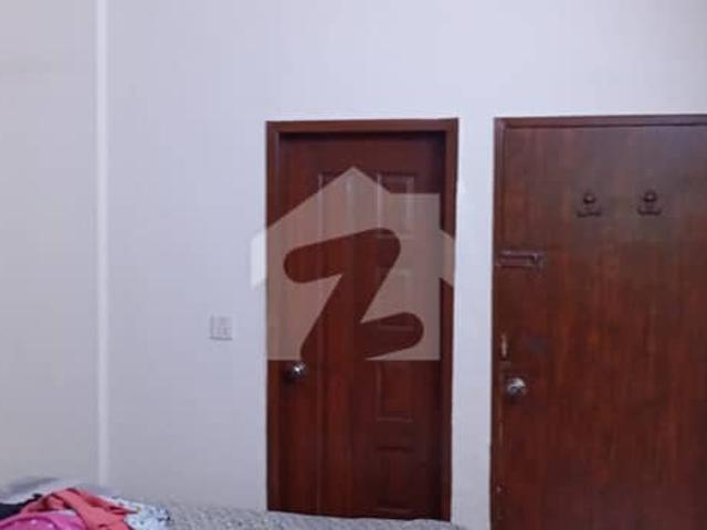 Lease 3 side corner west open ground floor 2bed dd tile flooring