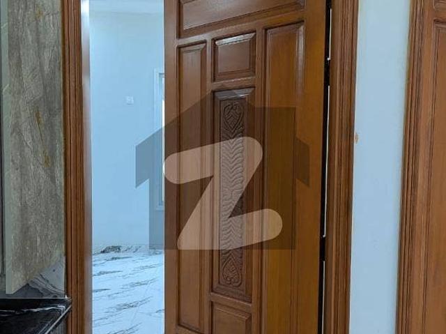 Leased House, 240 Sq yd For Sale, 8 BED DD, Ground+2, Vip LOCATION Central Information