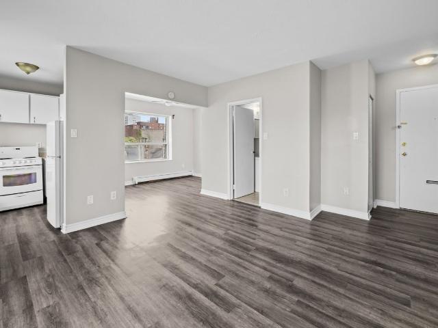 LeBaron Apartments 1 Bedroom Apartment for Rent at 21 Duke St, Hamilton, ON L8P 1W8 Durand