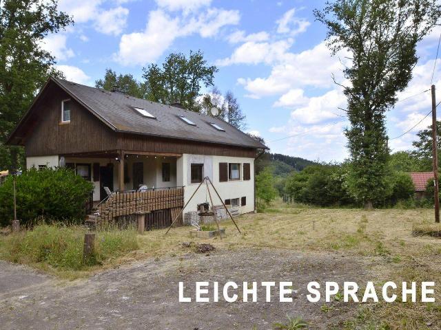 Leben wie im Urlaub Haus im Wald von Lampaden Geisemerich TEXT IN LEICHTER SPRACHE