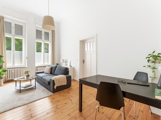 Leben am Maybachufer: Stilvolle 5 Zimmer Altbauwohnung mit Flair im Herzen Kreuzbergs