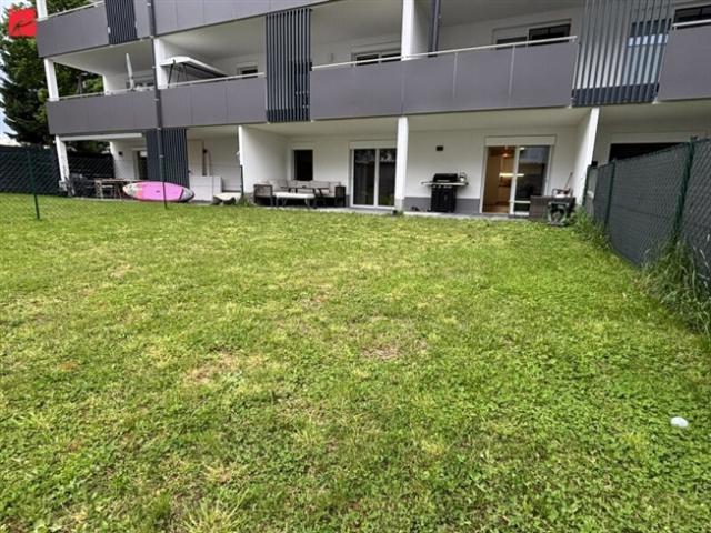 Lebenstraum mit Gartenidylle Jetzt Ihr neuwertiges Zuhause entdecken!