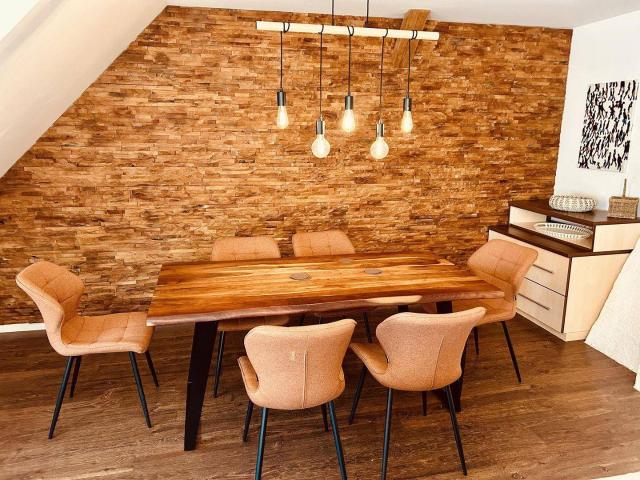 Lebensqualität in Großzügiger Wohnung Nahe Seeufer