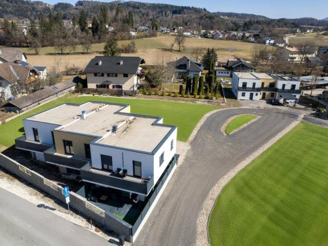 Lebensqualität pur!* Modernes Reihenhaus in Maria Rain
