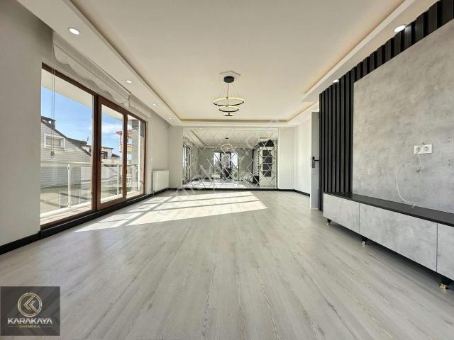 Lebiderya Deniz &köprü Manzaralı 4+1 230 M² Fırsat Çatı Dublex