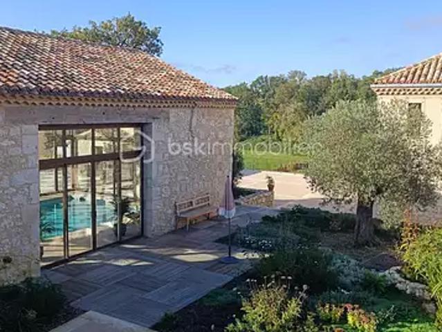 Lectoure 32700 Achat / Vente maison 22 pièces t22 piscine terrasse