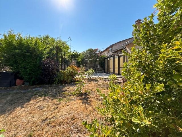 Lectoure, vaste maison de ville avec jardin et garage 216m² Lectoure
