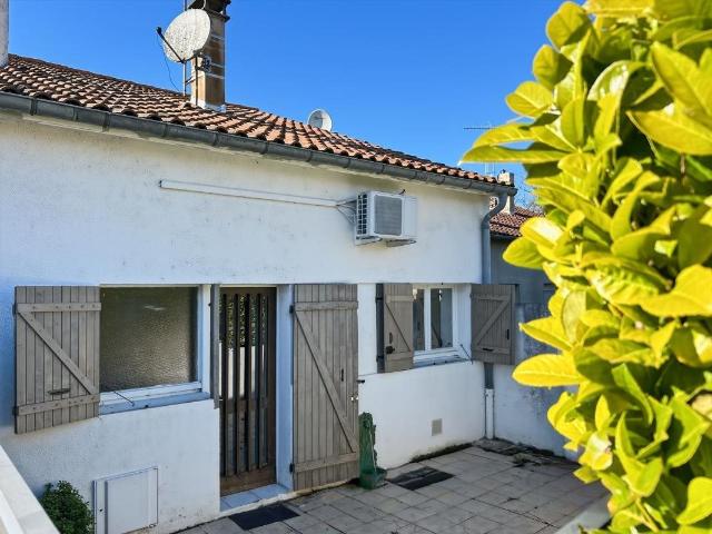 LECTOURE, non loin du centre ville, maison avec garage et ex. 101m² Lectoure
