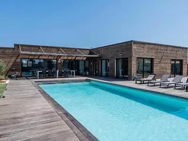 Lecci 20137 Achat / Vente maison 8 pièces t8 piscine