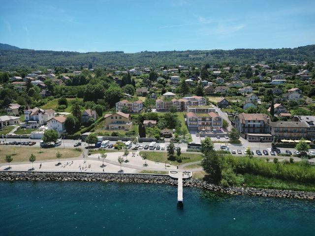 L'ECHO DU LAC