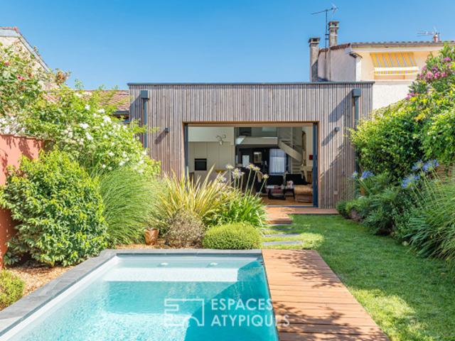 L'échoppe rénovée avec piscine et dépendance