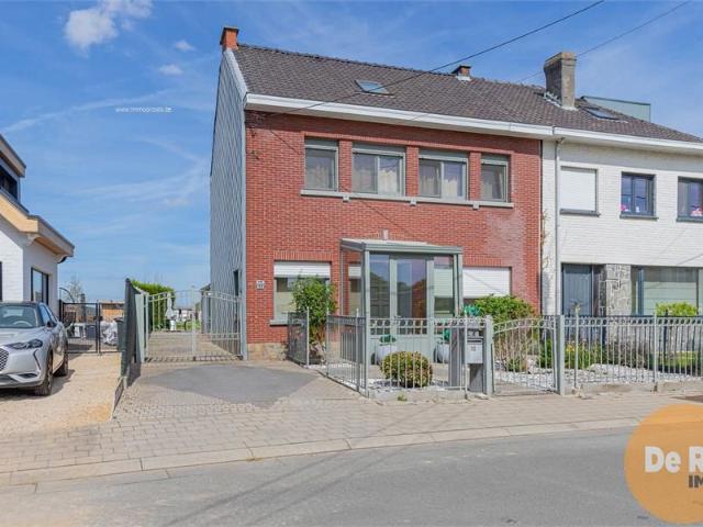 LEDE Ruime HOB met grote tuin op super locatie